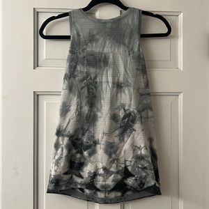 Lululemon Swiftly Tech High Neck Tank